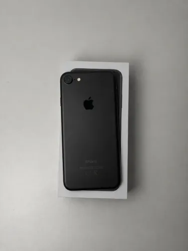 iPhone 8 64GB CONSERVADO