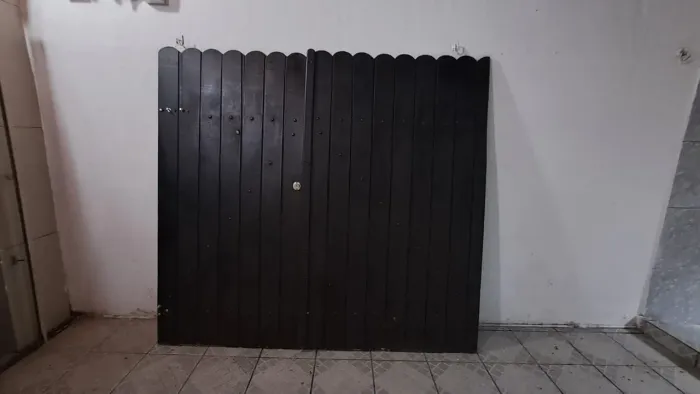Portão de madeira