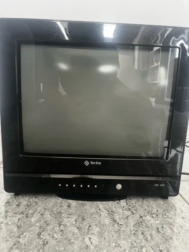 TV de Tubo Retrogamer Tectoy TVS 1410
