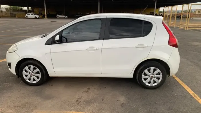 Fiat Palio Attractive 1.0 EVO Fire Flex 8V 5P 2016