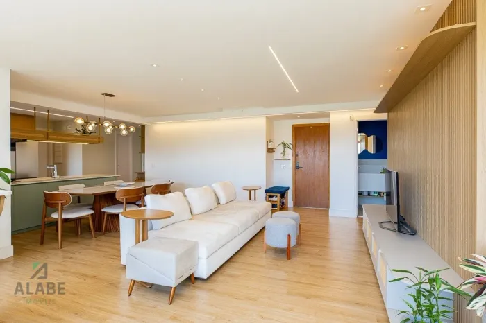 Apartamento à Venda no Campo Belo com 147 m² - 3 suítes - 2 vagas - Mobiliado!!!