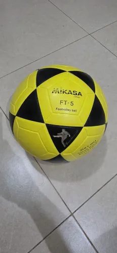 Bola futvolei Mikasa FT-5 Usada