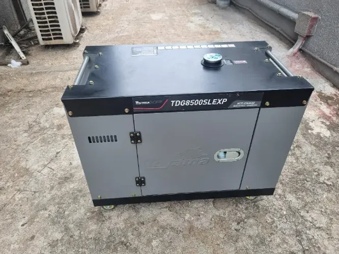 GRUPO GERADOR DIESEL PROFISSIONAL TOYAMA TDG8500SLEXP - REVISADO E PRONTO PARA USO IMEDIAT