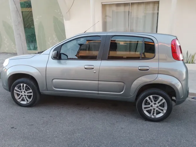 Fiat Uno Vivace/rua 1.0 EVO Fire Flex 8V 5P 2013