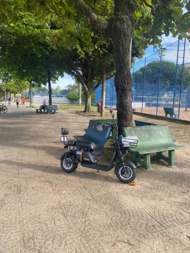 Scooter elétrica MAJ