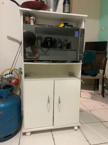 Microondas Brastemp e móvel 
