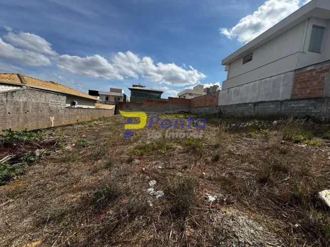 Lote no Condominio Trilhas do Sol
