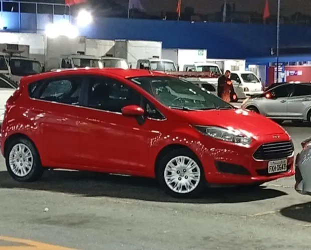 Ford Fiesta 1.5 16V Flex Mec. 5P 2015