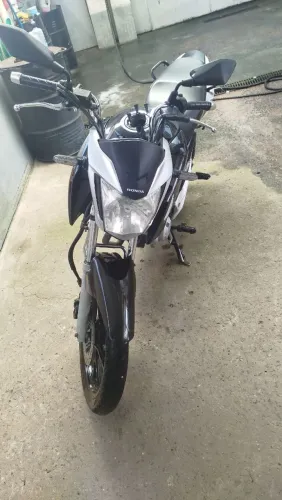 Vendo Titan 160 ano 2020
