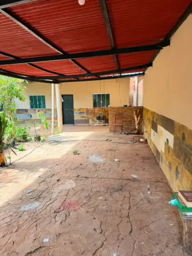 Casa no Arapoanga com Lote de 200m² - Perto do Mercado Baratão
