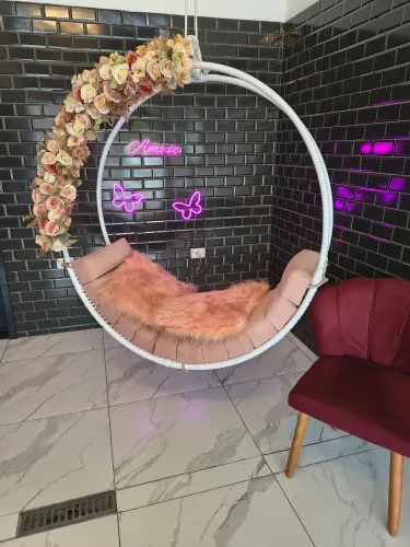Espaço pra Nail Designer, podóloga