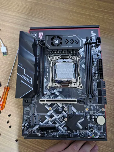 Placa Mãe V9s X99 + Módulo TPM 2.0 + Xeon 2680 V4