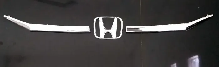 Símbolo e Frisos da Grade Honda HRV