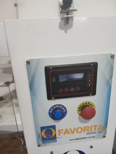 Maquina de salgados