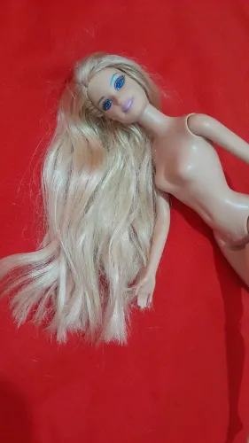Barbie cabelo grande 1998 com avaria