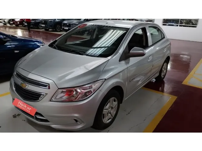 Chevrolet Onix Hatch LT 1.0 12V Flex Mec. 4P 2015