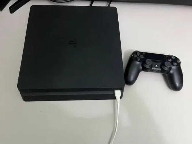 PS4 500GB Slim + Controle Original em Ótimo Estado + Jogos