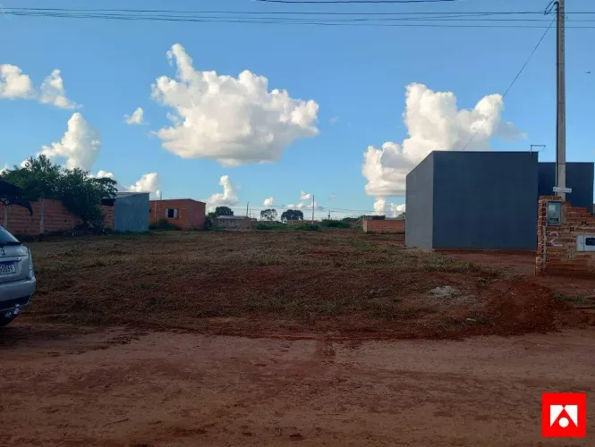 Terreno com 500 m² à venda no Centro loteamento cidade de Selviria/MS