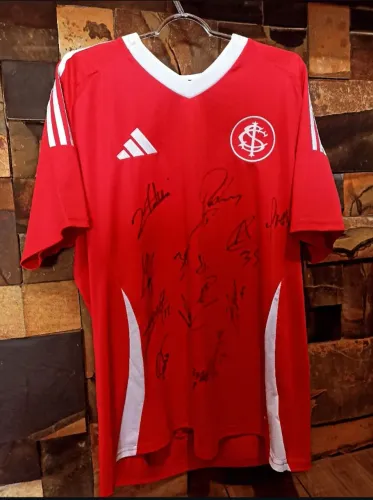 Camisa internacional