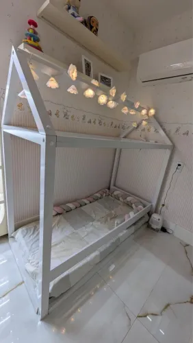 Mini cama montessoriana