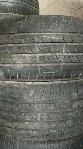 Pneus-seminovos 265/65/18 Giti