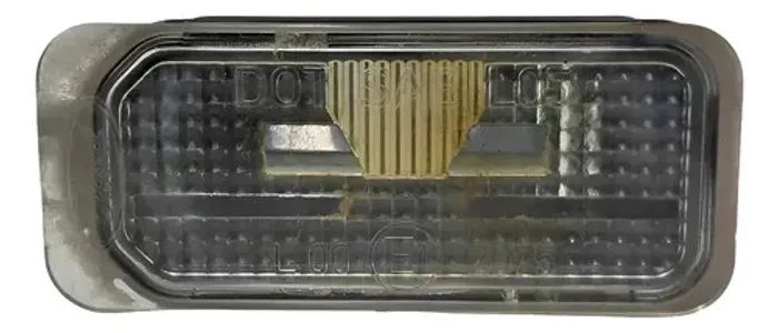 Lanterna Placa Traseira Ford Focus 6m2a13550 Uzad0 Ambos Lados Amarelo