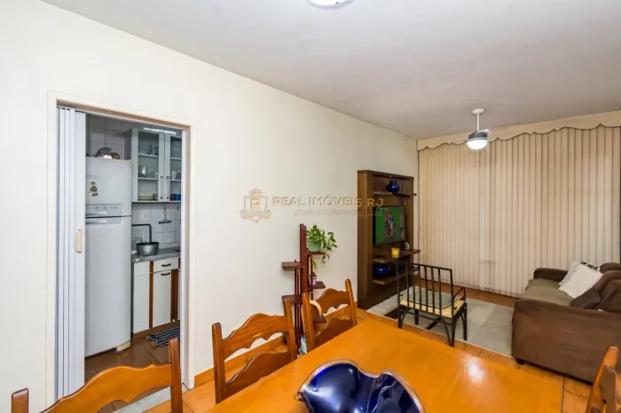 Apartamento com 2 Quartos à Venda em Vaz Lobo Porteira Fechada