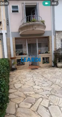 CASA ASSOBRADADA - BELA VISTA - SP
