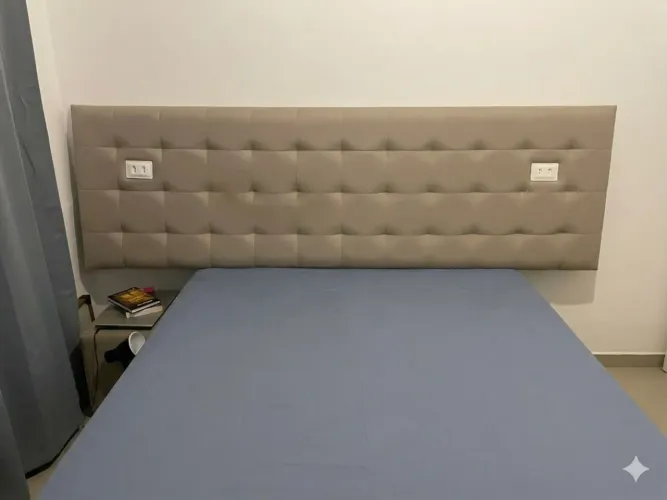 Painel para Cama Queen com tomadas<br>2,70 de largura<br>80 de altura<br><br>Com instalação de tomadas