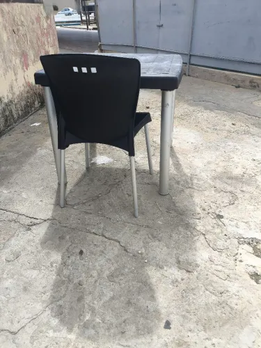 Conjunto de mesa de alumínio com 4 cadeiras