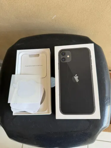 iPhone 11 64gb com caixa