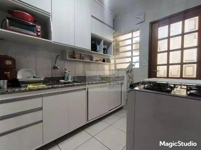 Apartamento com 1 dormitório à venda, 68 m² por R$ 210.000 - Centro - Pindamonhangaba/SP