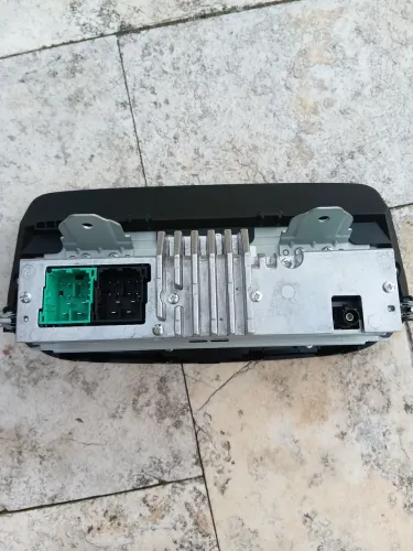 Multimédia onix original de 2019 a 2024  modelo RU 9758 (usado) 