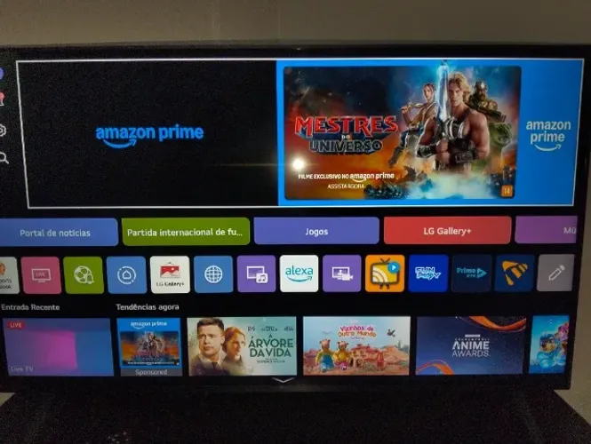 Smart tv LG 50" com Magic Control original e apenas 3 meses de uso muito nova mesmo.