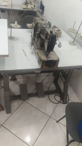 MÁQUINA DE CASEAR USADA JUKI