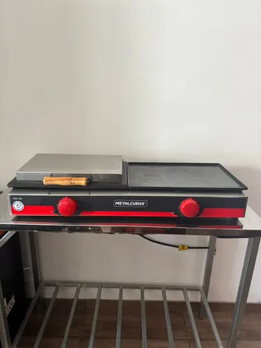 Chapa Metalcubas Elétrico 90 cm Com Prensa MGE 90 220v