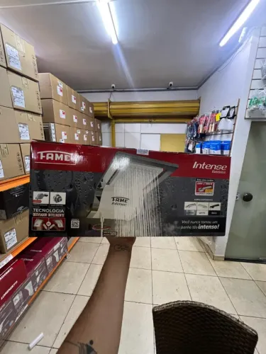 CHUVEIRO ELETRÓNICO - DUCHA INTENSE 220V - 7.800W 