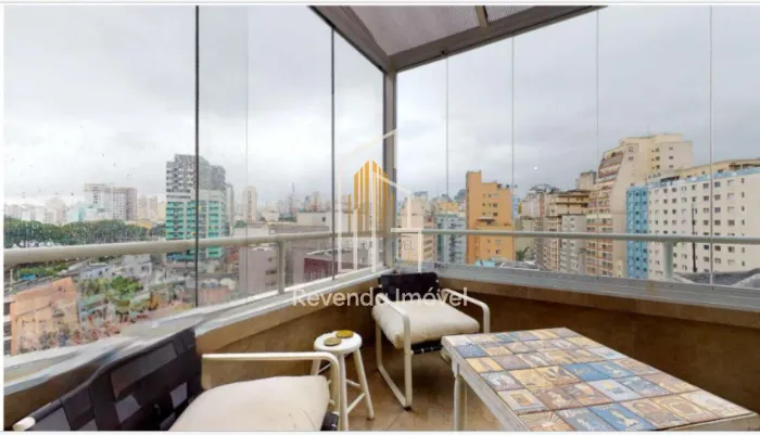 Condomínio Rio Vermelho. Apto á venda, 52m² 2 dormes, 1 vaga, com varanda de 22m² na bela 