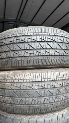 Pneus 255/50/20 marca Firestone 