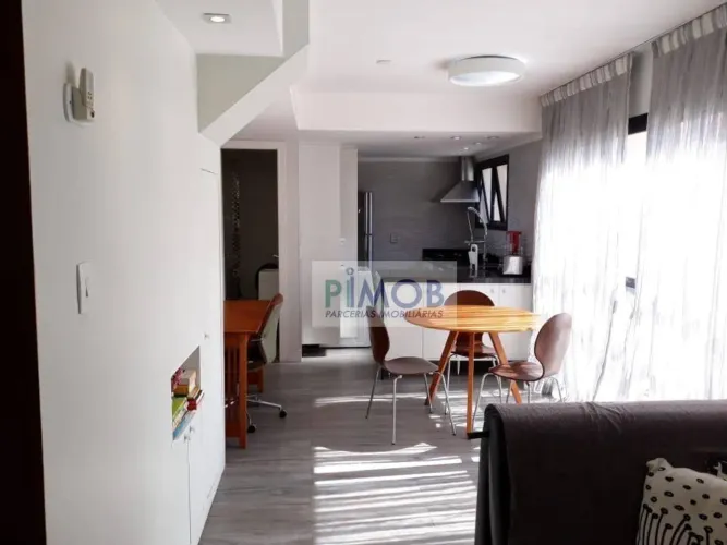 Duplex todo reformado, com 2 Suites,vaga e infra no play