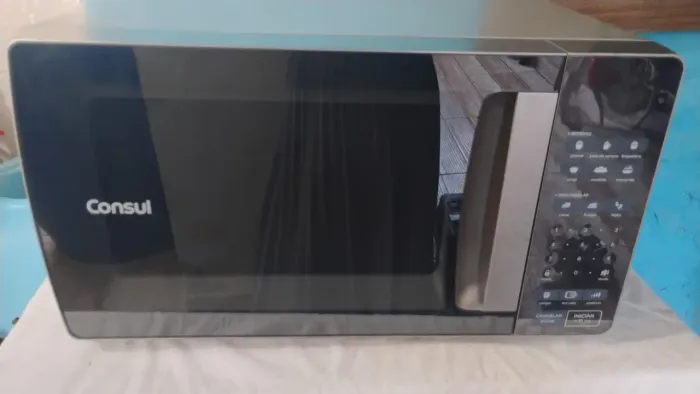 Microondas | Marca Consul | 32L / 220V | USADO !! SEM GARANTIA !!