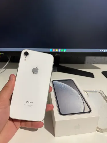 IPHONE XR 128GB - Branco (Com caixa)