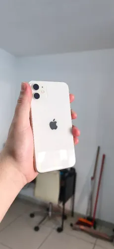 iPhone 11 128 - 100%