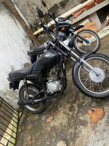 vendo moto em dias 