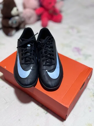 Chuteira Society Nike Mercurial Vapor 16 Club - Tamanho 39 | Estado de Nova