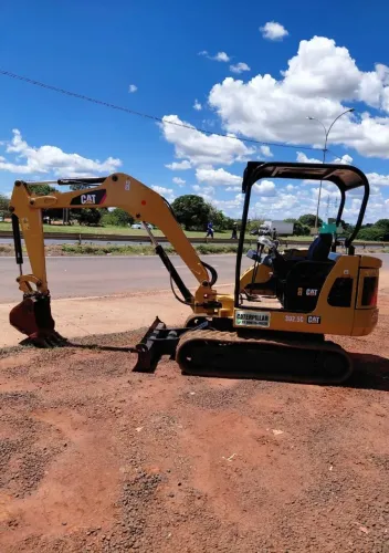 Mini escavadeira Caterpillar 302.5C 