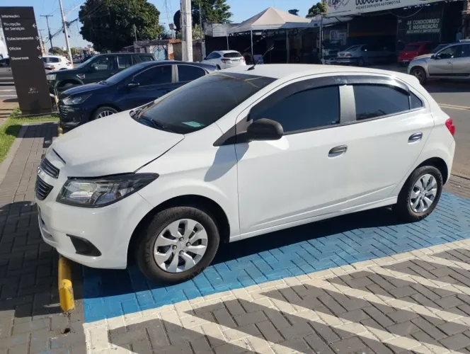 Chevrolet Onix JOY Hatch 1.0 8V Flex Mec. 4P 2019