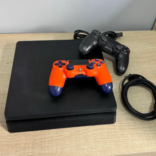 PS4 slim