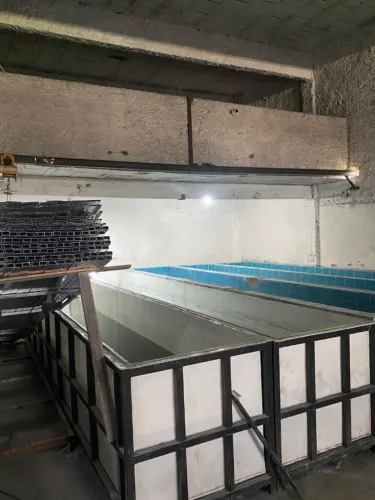 TANQUE INDUSTRIAL PARA LAVAGEM E TRATAMENTO DE PERFIS DE ALUMINIO - 7MX1M