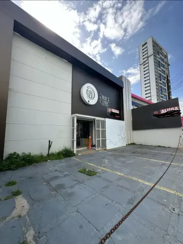 Imóvel para aluguel possui 200 metros quadrados com 10 quartos em Pina - Recife - PE